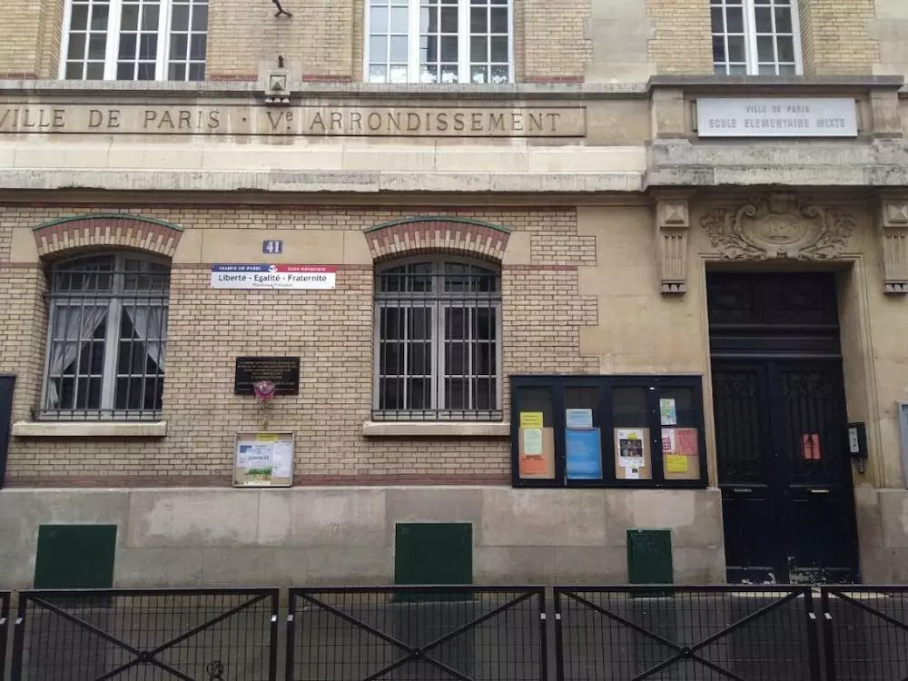 debarras ecole paris 75